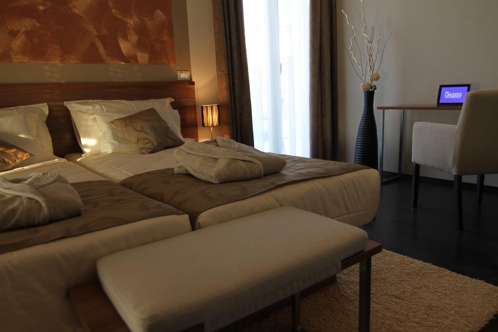 Rooms Villa Oasiss Vinkuran Værelse billede